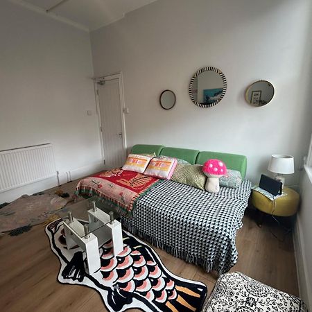 Bright Apartment In The Heart Of St Leonards Newport Beach Exterior foto